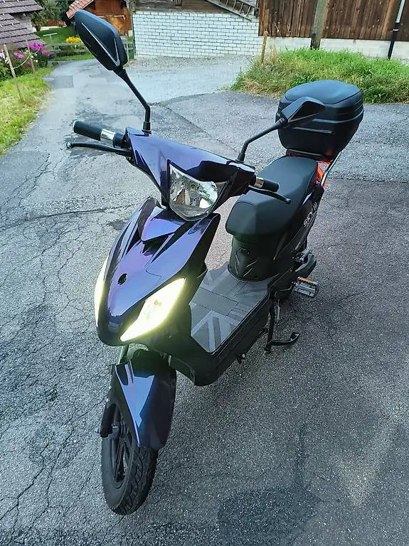 Elektroroller Sky lll Revolution