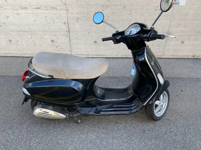 piaggio vespa lx4 125
