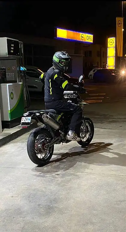 Fantic XMF 125 (Performance) Inklusive Ausrüstung