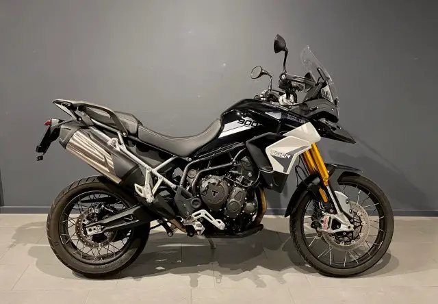 triumph tiger 900 rally