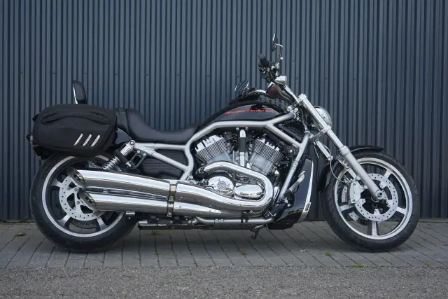 harley-davidson vrscaw 1250 v-rod