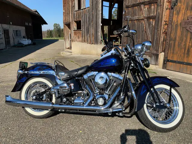 HARLEY-DAVIDSON FLSTSC 1584 Softail Heritage Springer Classic