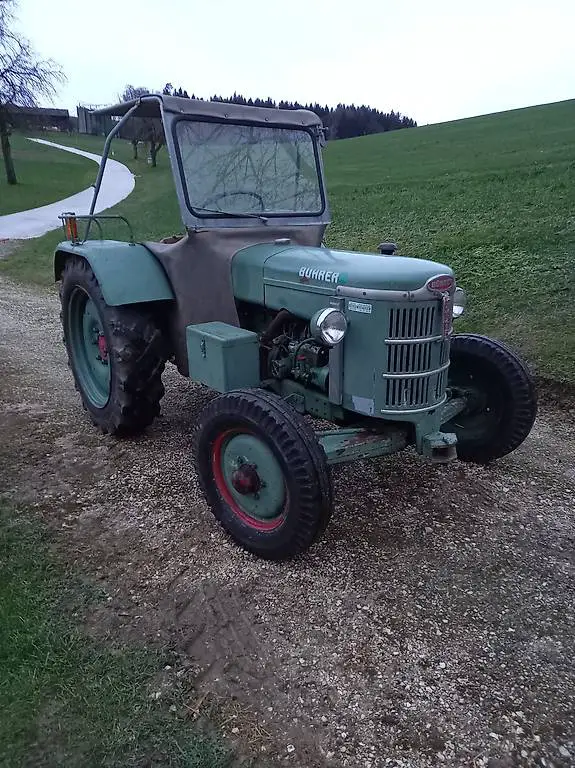 Bührer Traktor Spezial mit Triplex halbgang