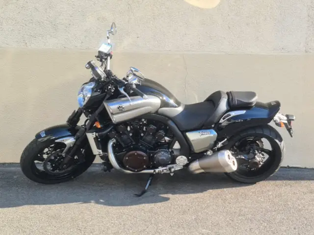 yamaha vmx 1700 v-max