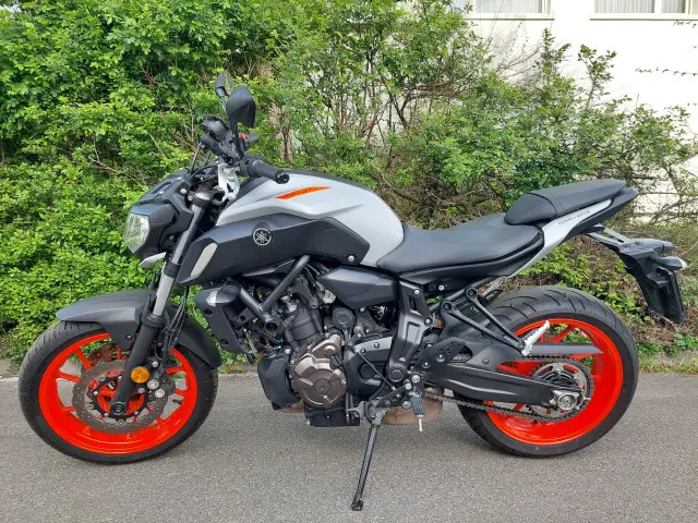 yamaha mt-07