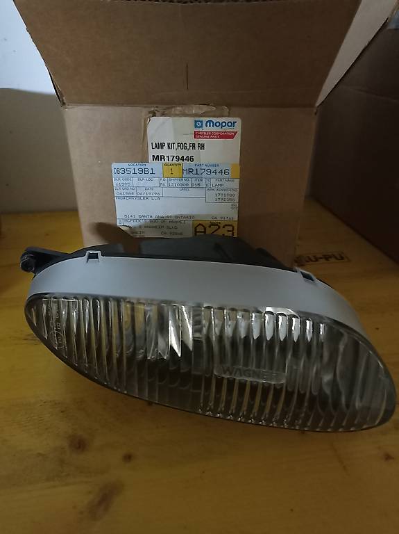 Nebelscheinwerfer Chrysler Sebring / Dodge Avenger