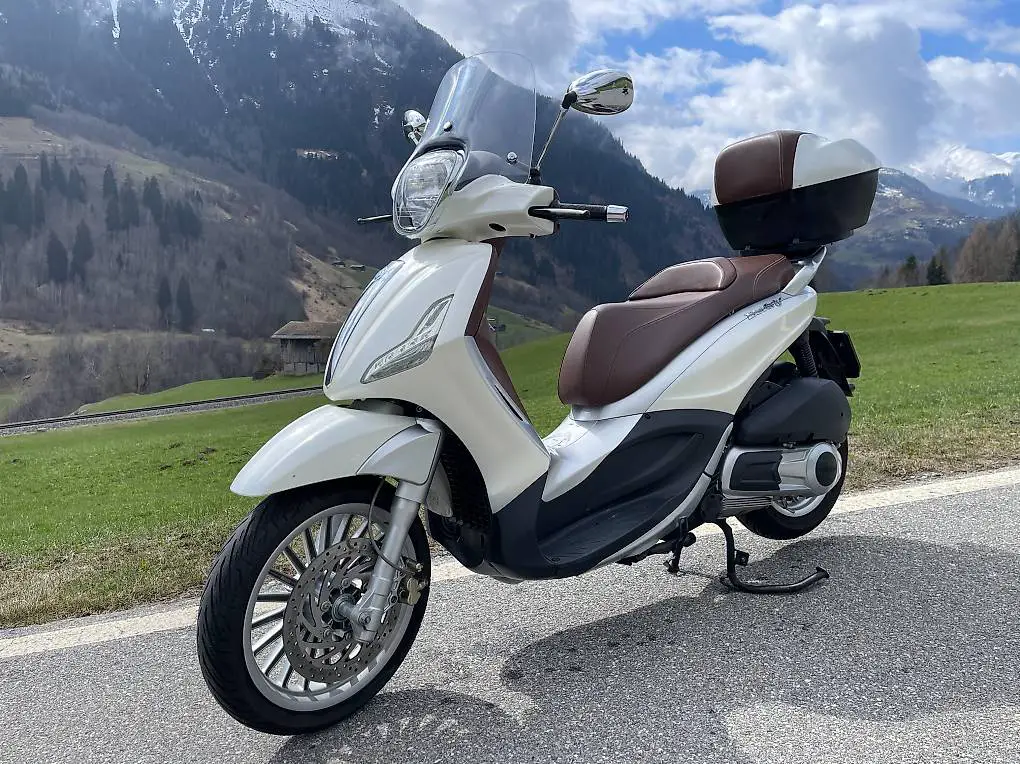 PIAGGIO Beverly 300 i.e.