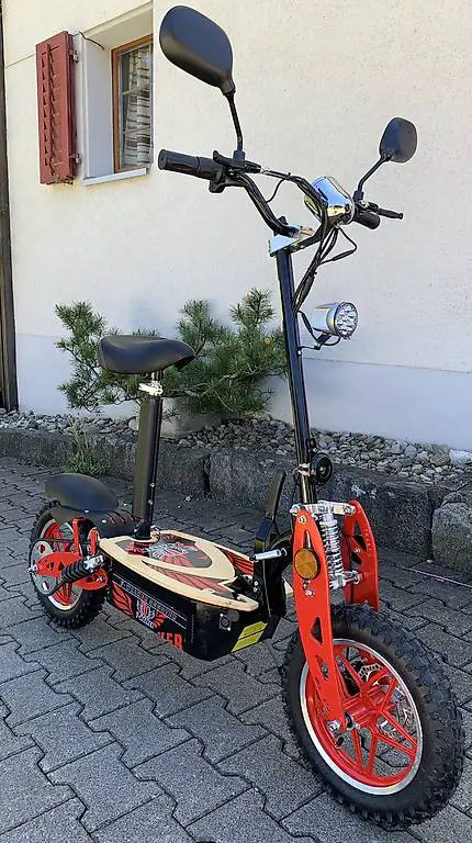 E-Scooter mit Sitz