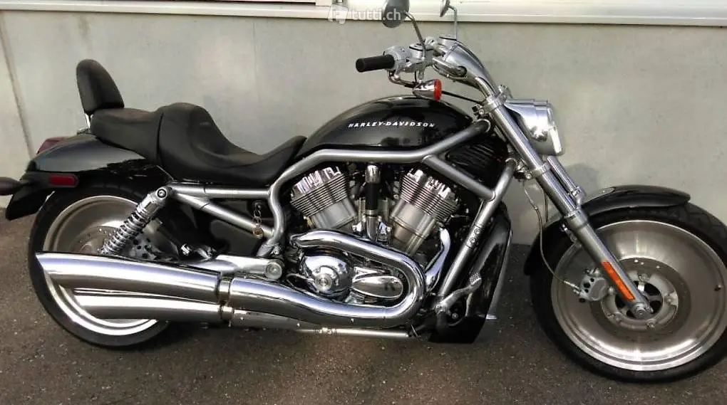  HARLEY DAVIDSON VROD 1200 Porsche Motörli,super Zustand.