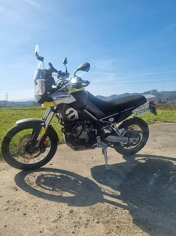 Aprilia Tuareg 660
