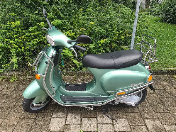 Piaggio Vespa et4 125
