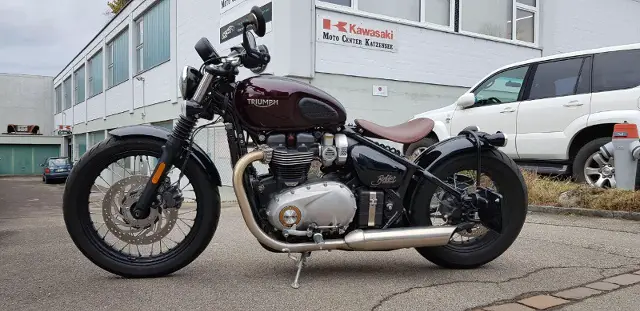 TRIUMPH Bonneville Bobber 1200