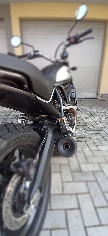 Ducati Scrambler 800 Icon Dark