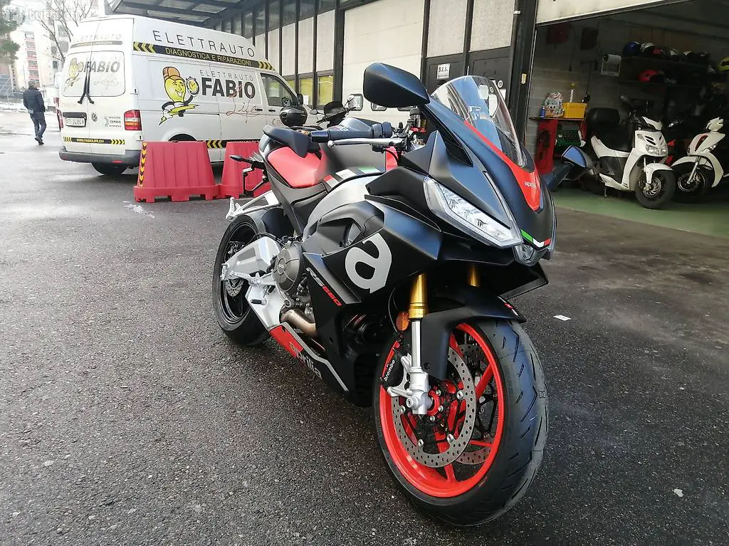  Aprilia RS 660