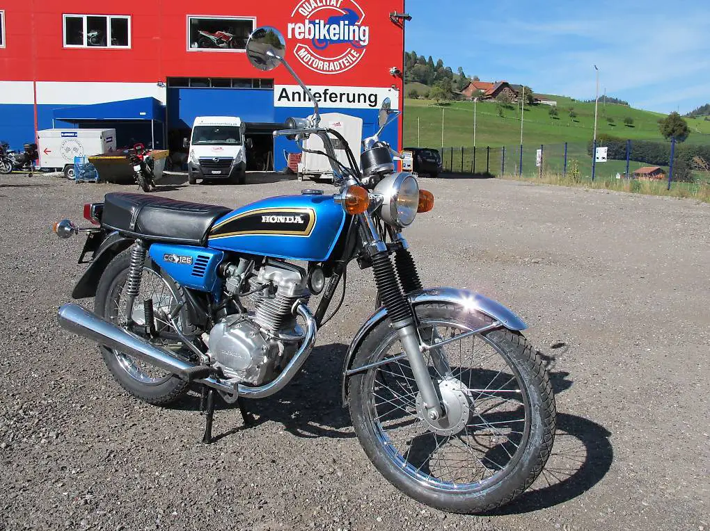 Honda CG125 restauriert läuft 1A auf Wunsch neue MFK