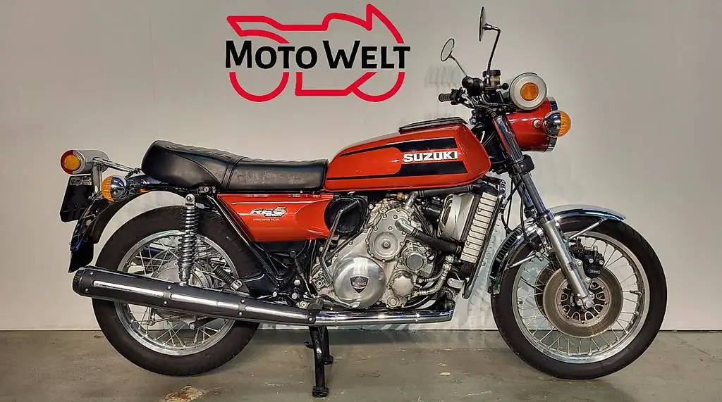 Suzuki RE 5