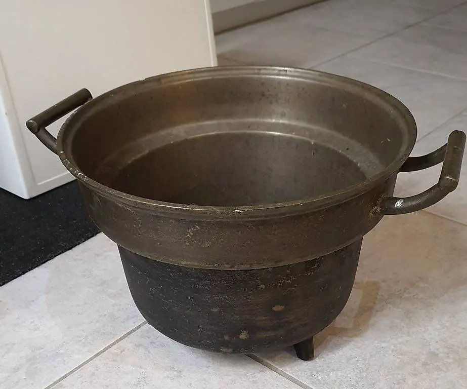 Messingkübel mit Griff, Durchmesser 30cm, Höhe 21cm