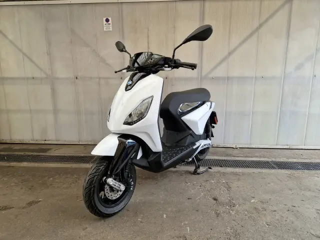 piaggio 1 active