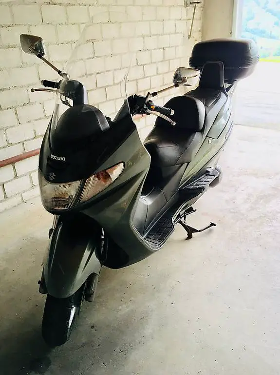 roller suzuki an 400