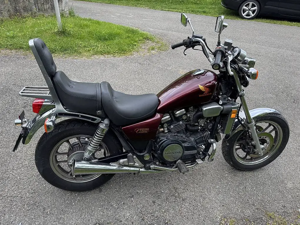 Honda VF 750 C Zum Aufbereiten