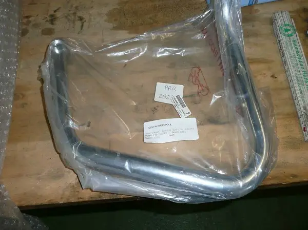  Moto Guzzi Cali ll Sturtzbügel hi. rechts 29458201