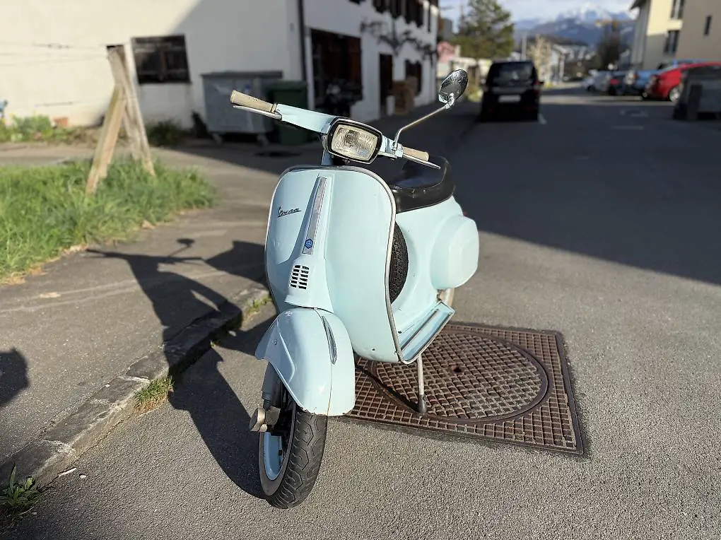 Piaggio Vespa 50 (Veteranenfahrzeug)