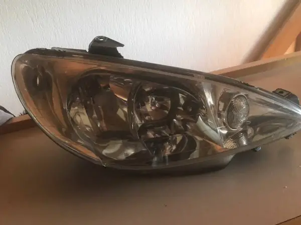 Peugeot 206 GTI Scheinwerfer