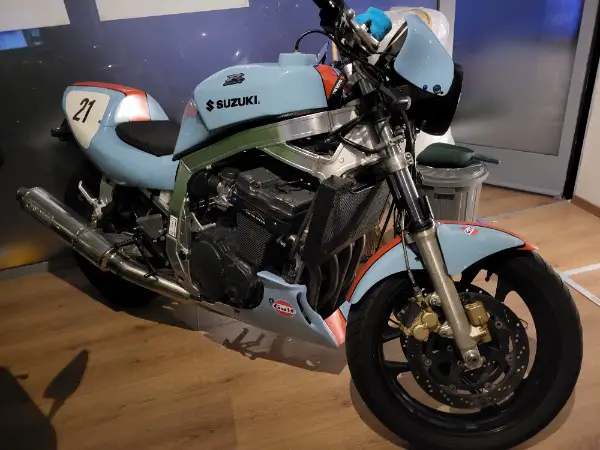 Suzuki GSXR 1100 Limited Edition (Gulf) EINZELSTÜCK