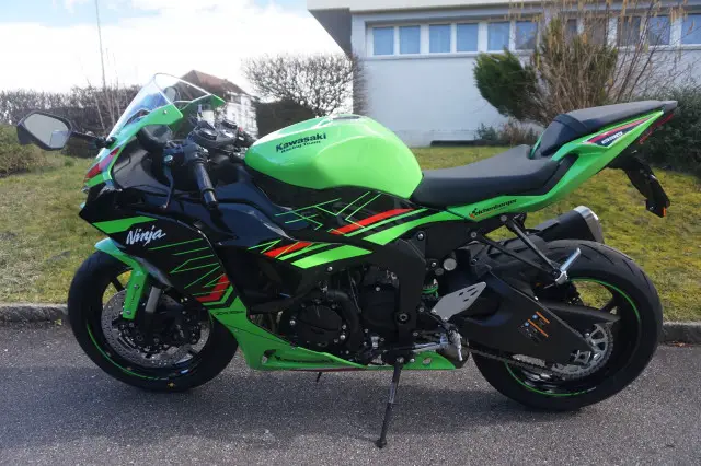 kawasaki ninja zx-6r