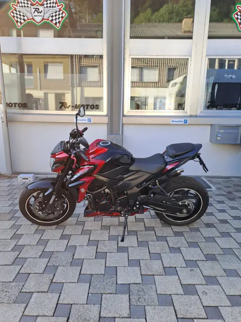 suzuki gsx-s 750