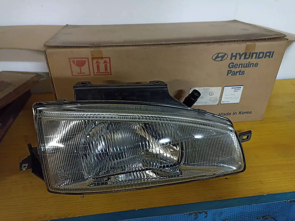 Scheinwerfer Hyundai Excel