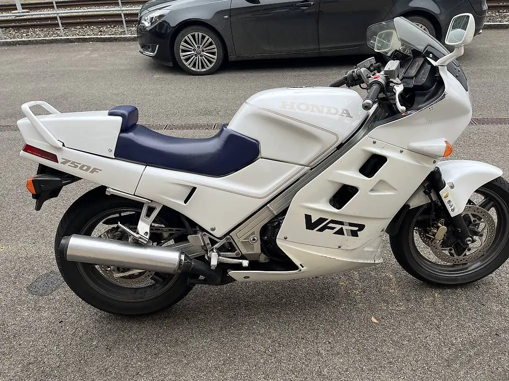 honda vfr 750 f