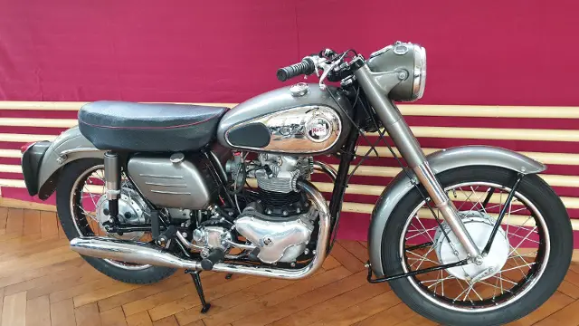 NORTON Dominator