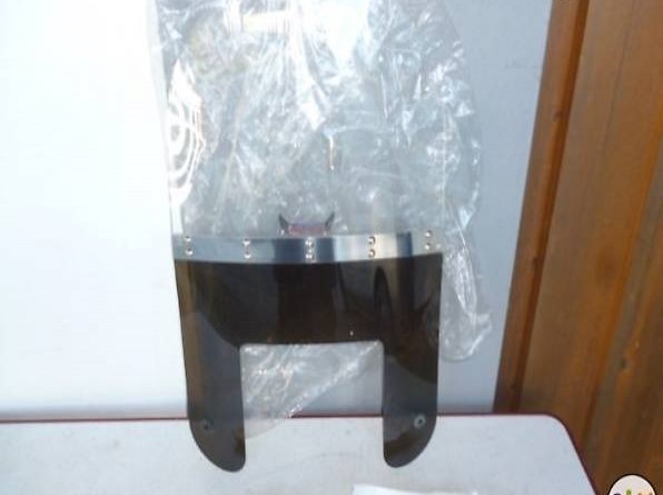 Harley Windschutzscheibe neu