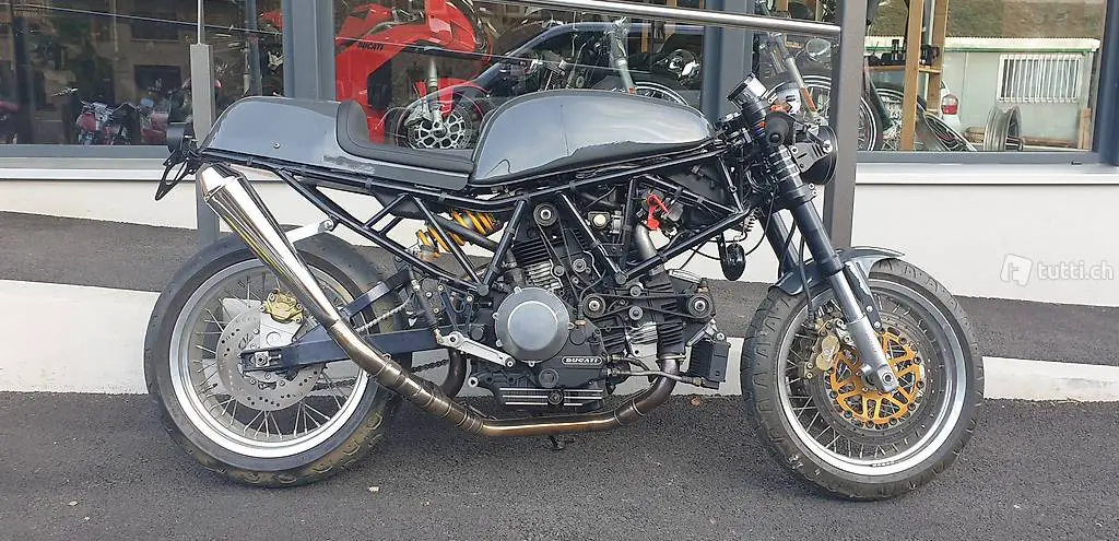 Ducati 900SS