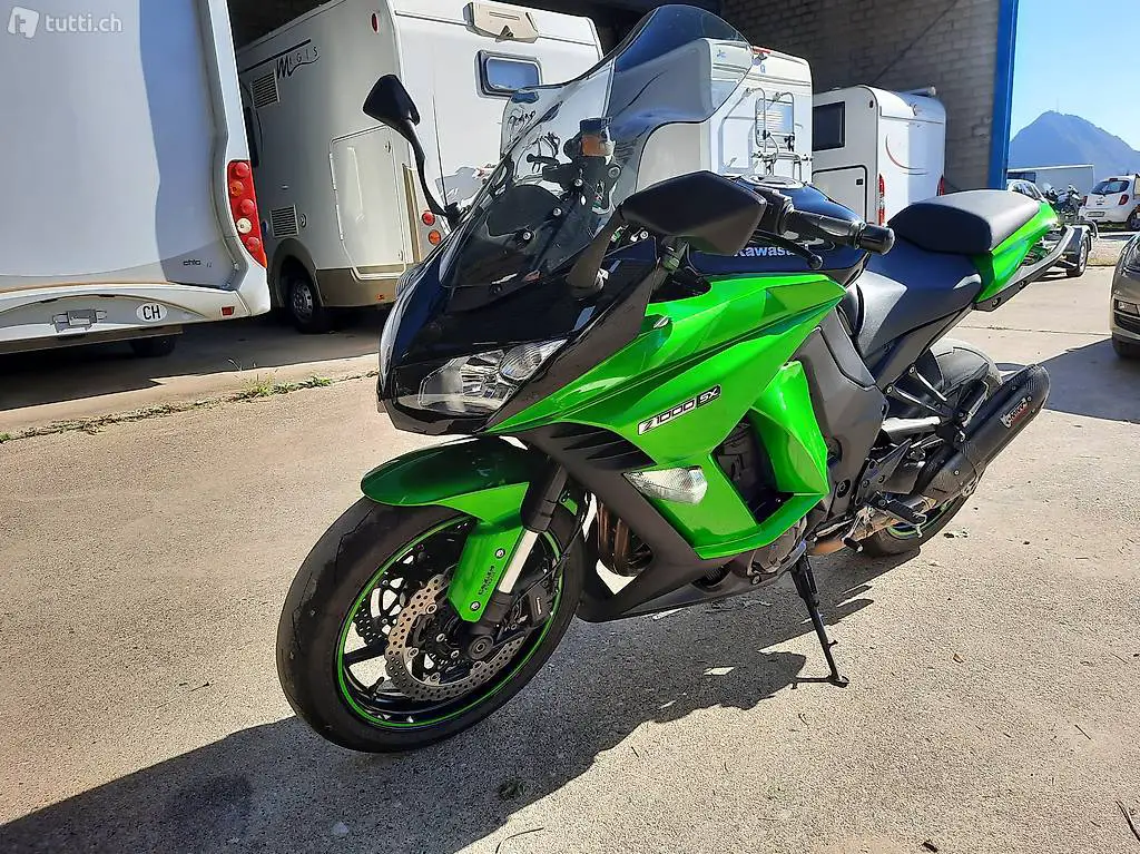  Kawasaki Z1000 SX
