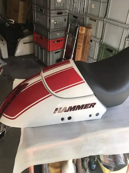 Viktory Sattel mit Schutzblech