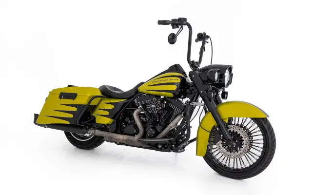 harley-davidson flhrc 1690 road king classic