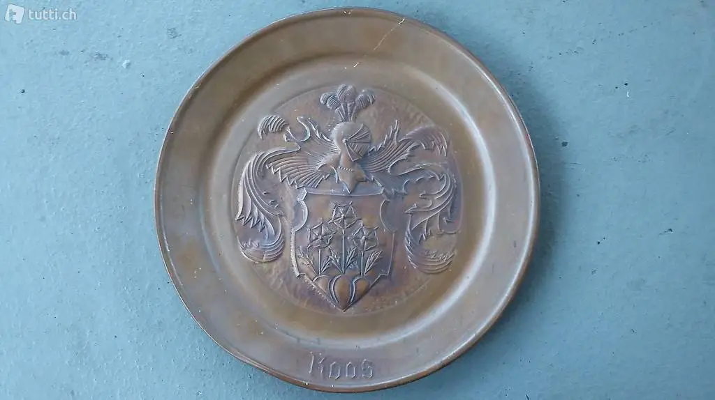 antiker Kupferteller Kupfer Wappenteller mit dem Namen ROOS