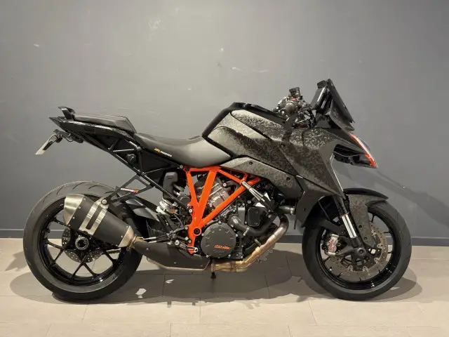 KTM 1290 Super Duke GT