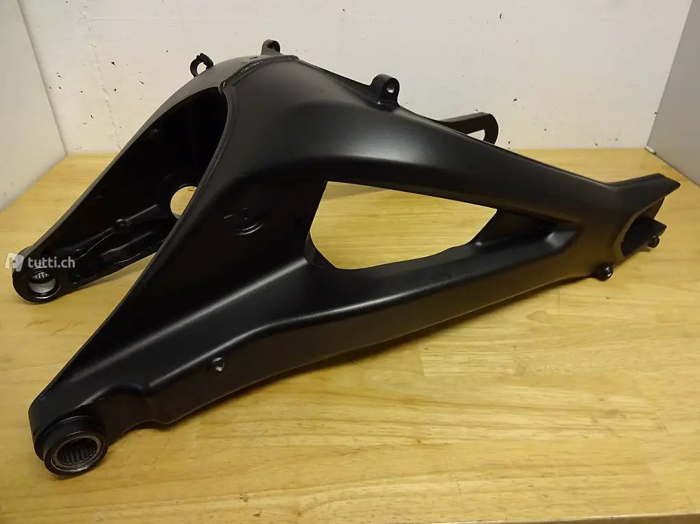 Schwinge für Yamaha Tracer 900