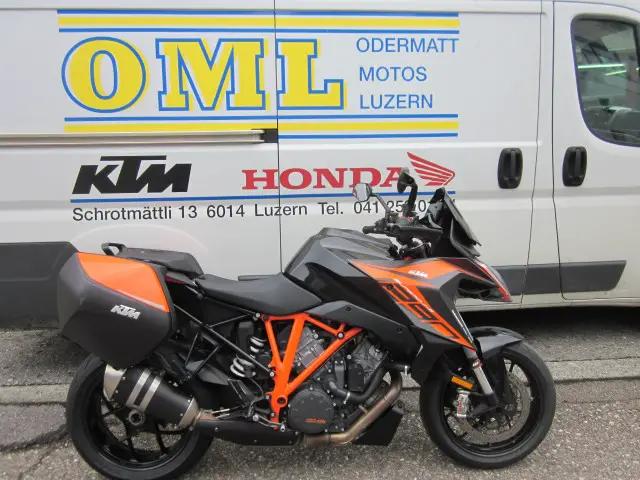 KTM 1290 Super Duke GT