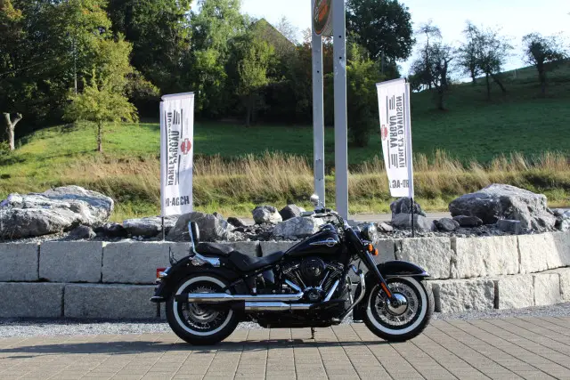 harley-davidson flhc 1745 softail heritage classic 107