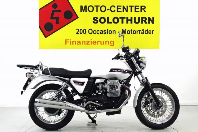 moto guzzi v7 classic