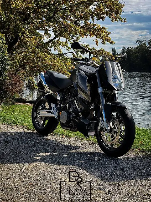  KTM 990 Super Duke Mieten