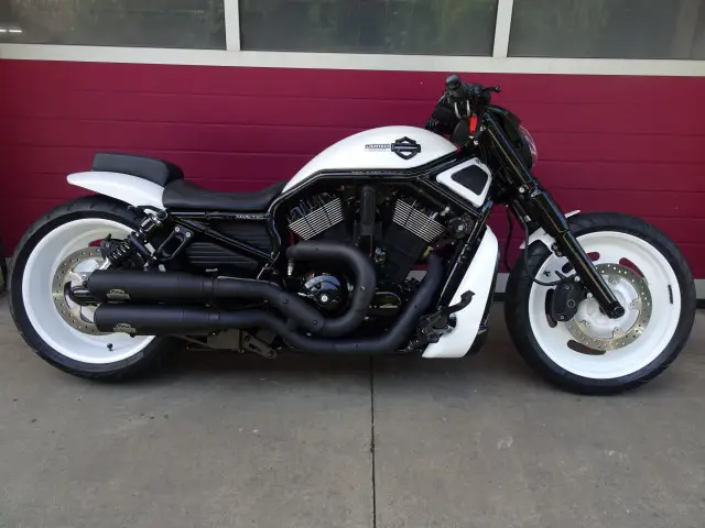 harley-davidson vrscdx 1250 v-rod night rod special