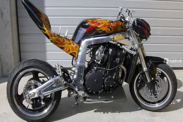  Suzuki GSXR 750 Streetfighter Spezial Umbau