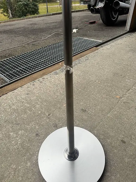 Bang & Olufsen Ständer