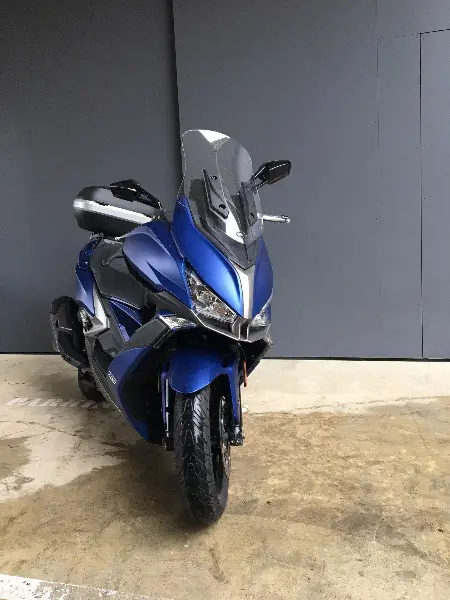 starker 400ccm Roller Xciting 400i