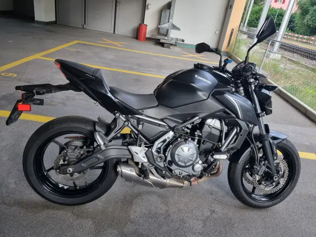 KAWASAKI Z 650 Performance